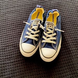 Women’s US 9 Converse Shoreline slip-ons (never worn)